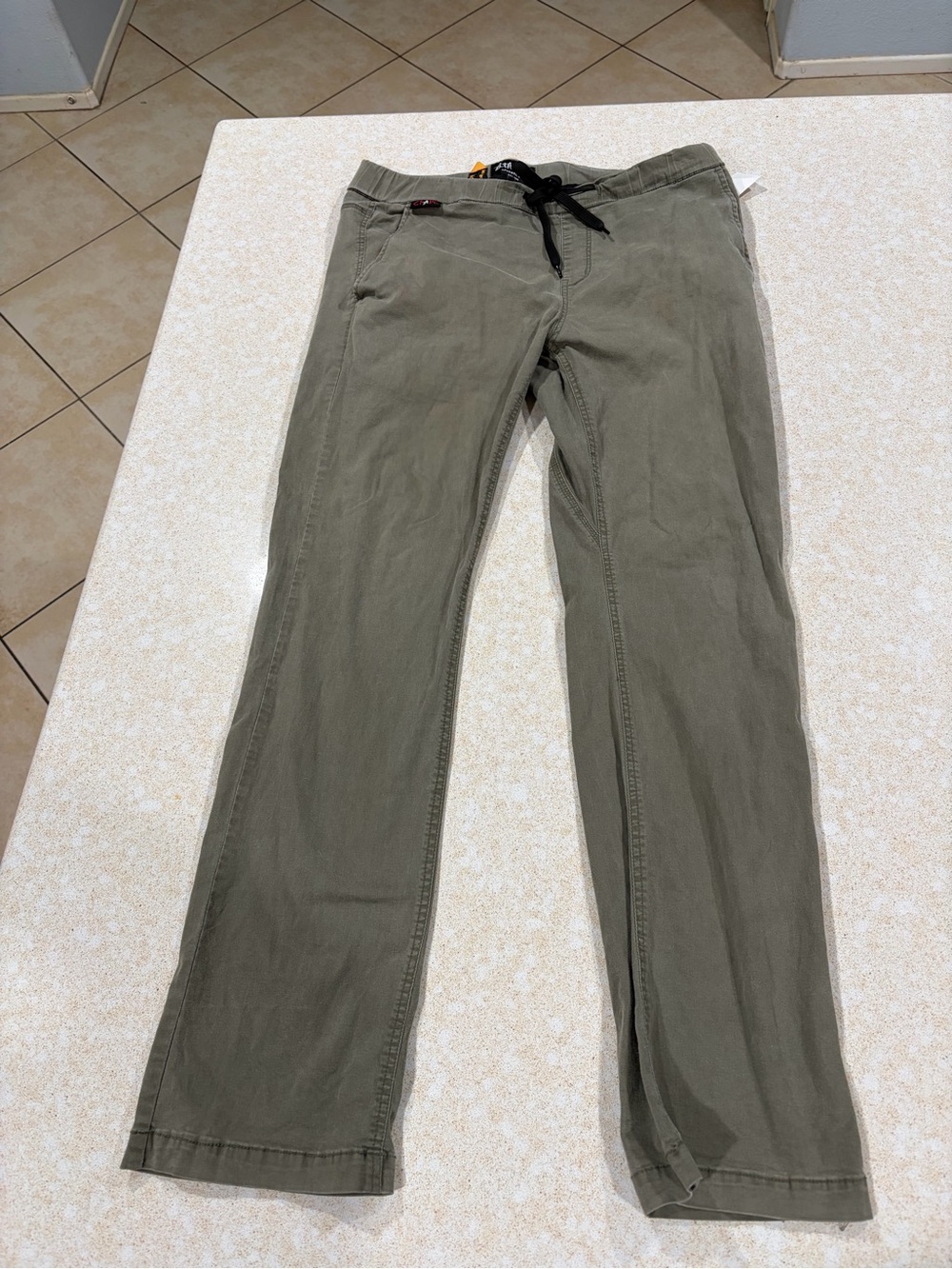 Altamont Men’s Cargo Pants 34 Olive Green Solid Straight Leg Flat